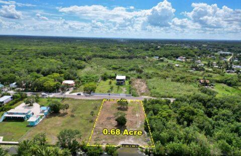 Canal Front Lot in Corozal